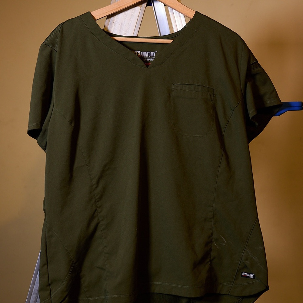Grey's Anatomy Olive V-Neck Nurse Scrub